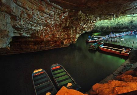 長沙出發(fā)到黃龍洞、張家界國家森林公園三日游